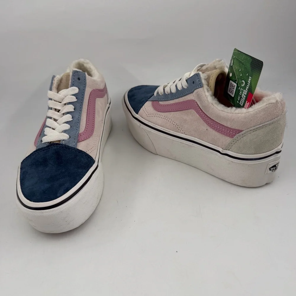 Vans Unisex Old Skool Stackform-SZ 5-Sherpa Trim Platform Shoe Sneakers Pastel